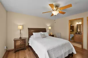 909 Tony Dr, Madison, WI 53704 - Photo 12