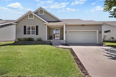 909 Tony Drive, Madison, WI 53704 - Photo 2