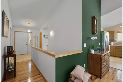 909 Tony Drive, Madison, WI 53704 - Photo 4