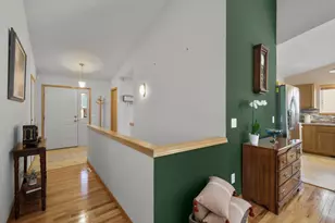 909 Tony Dr, Madison, WI 53704 - Photo 4