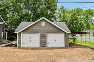 309 Cedar St, Baraboo, WI 53913 - Photo 46