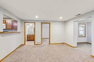 309 Cedar St, Baraboo, WI 53913 - Photo 14