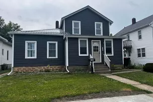 1103 Kilbourn Ave, Tomah, WI 54660 - Photo 1