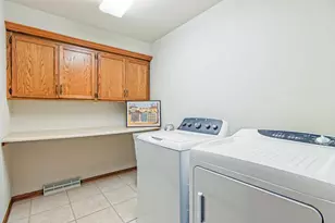 7126 New Washburn Way, Madison, WI 53719 - Photo 16