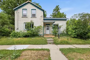 814 Cole St, Watertown, WI 53094 - Photo 1