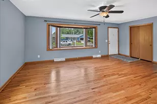 4521 Jade Ln, Madison, WI 53714 - Photo 6