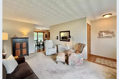4105 Mackinac Drive, Janesville, WI 53546 - Photo 4