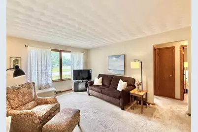 4105 Mackinac Drive, Janesville, WI 53546 - Photo 12