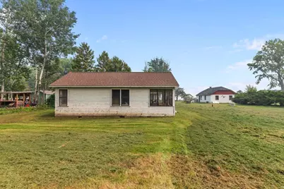 138 E Front Street, Marquette, WI 53947 - Photo 58