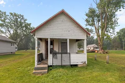138 E Front Street, Marquette, WI 53947 - Photo 34