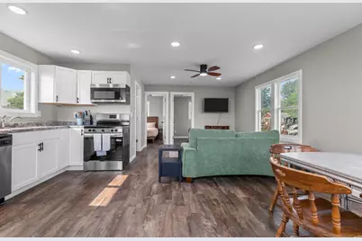 138 E Front Street, Marquette, WI 53947 - Photo 10