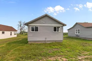 138 E Front St, Marquette, WI 53947 - Photo 28