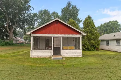 138 E Front Street, Marquette, WI 53947 - Photo 60