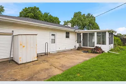 1520 N Pontiac Drive, Janesville, WI 53545 - Photo 44