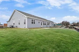 141 Orchid Ave, Stoughton, WI 53589 - Photo 28