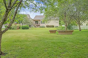 4626 Secret Garden Dr, Mcfarland, WI 53558 - Photo 16