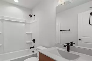 142 S 8th St, Janesville, WI 53536 - Photo 22