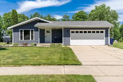 1461 Marquette Street, Janesville, WI 53546 - Photo 2