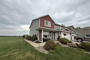 582 Alyssa St, Tomah, WI 54660 - Photo 4