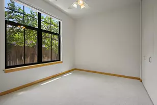 533 W Main Street, Madison, WI 53703 - Photo 32