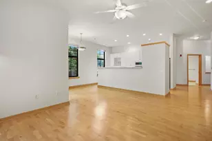 533 W Main Street, Madison, WI 53703 - Photo 22
