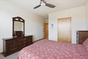555 S Midvale Blvd, Madison, WI 53711 - Photo 16