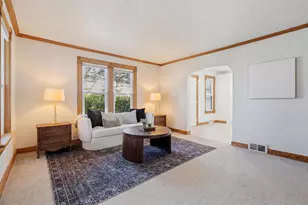 1008 Giles St, Stoughton, WI 53589 - Photo 2