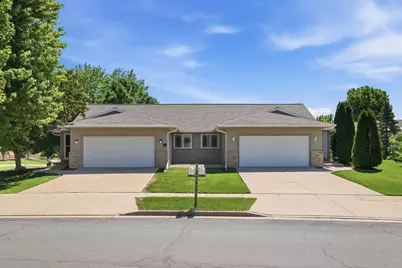 1051-1053 Tamarack Way, Verona, WI 53593 - Photo 2
