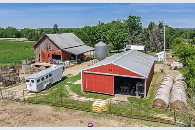 E9837 County Rd W Road, North Freedom, WI 53913 - Photo 38
