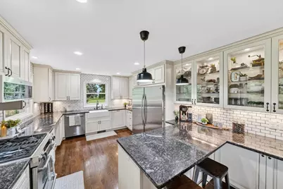 319 Fairway Drive, Columbus, WI 53925 - Photo 8