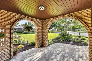 319 Fairway Dr, Columbus, WI 53925 - Photo 20