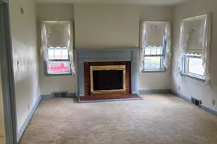 402 9th St, Baraboo, WI 53913 - Photo 8