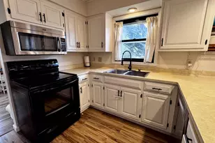 1115 Hiawatha Dr, Beaver Dam, WI 53916 - Photo 14