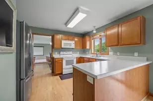 8600 Ellington Way, Middleton, WI 53562 - Photo 12
