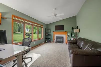8600 Ellington Way, Middleton, WI 53562 - Photo 16