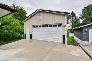 2005 Reetz Rd, Madison, WI 53711 - Photo 2