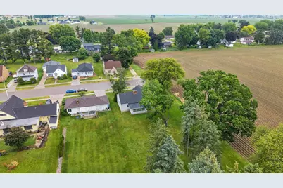 676 E Oak Street, Juneau, WI 53039 - Photo 20