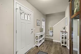 609 Gehin St, Belleville, WI 53508 - Photo 12
