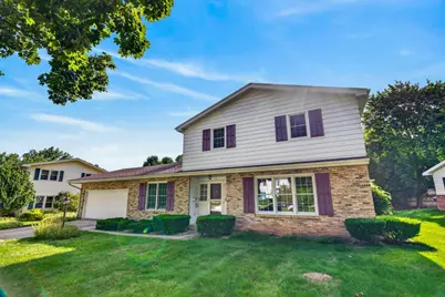5 Parklawn Place, Madison, WI 53705 - Photo 6