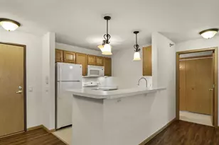 6801 Parkside Cir, Windsor, WI 53532 - Photo 18
