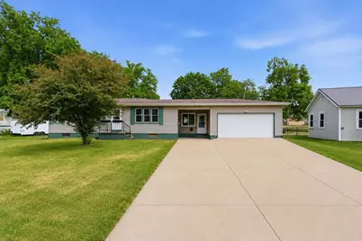 503 11th Street, Brodhead, WI 53520 - Photo 2