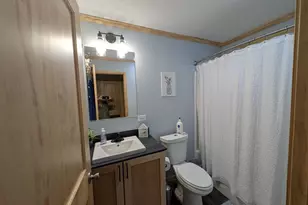W5655 State Road 33, La Crosse, WI 54601 - Photo 14