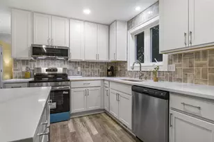 2542 Brown Deer Rd, Stoughton, WI 53589 - Photo 12