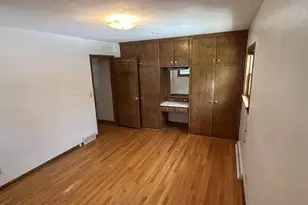 2913 Harriman Ln, Madison, WI 53713 - Photo 10