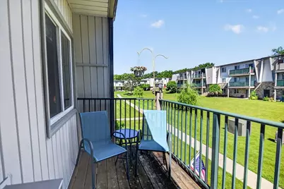 2420 Independence Lane #209, Madison, WI 53704 - Photo 6