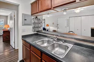 2420 Independence Ln, Madison, WI 53704 - Photo 28
