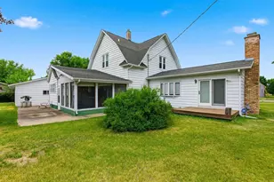 106 S 7th St, Avoca, WI 53506 - Photo 8