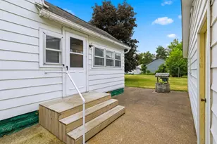 106 S 7th St, Avoca, WI 53506 - Photo 10