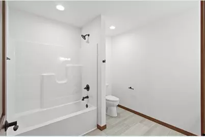 514 Roosevelt Street, Baraboo, WI 53913 - Photo 16