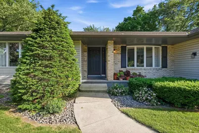 423 Butternut Drive, Oregon, WI 53575 - Photo 2